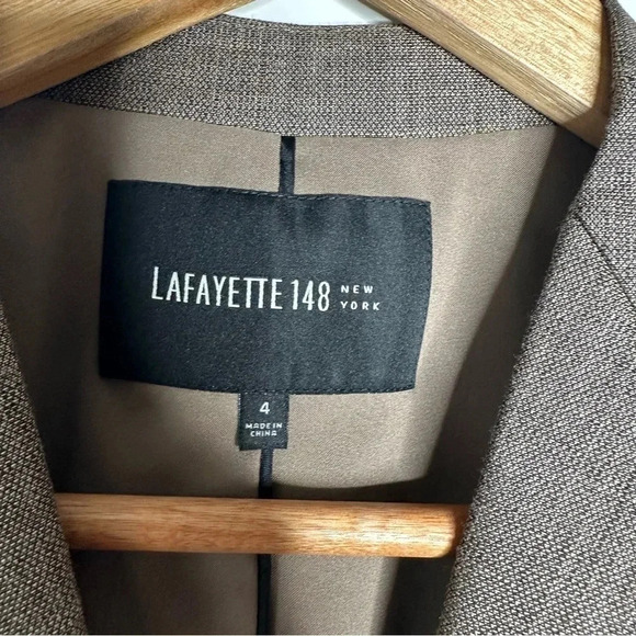 Lafayette 148 New York Wool Blend Two Button Blazer Size 4 - Picture 4 of 10